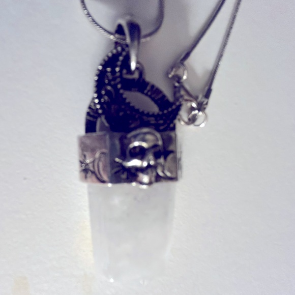 NWOT Necklace Quartz white stone faceted point pendant, skull, crescent moon - Picture 7 of 7